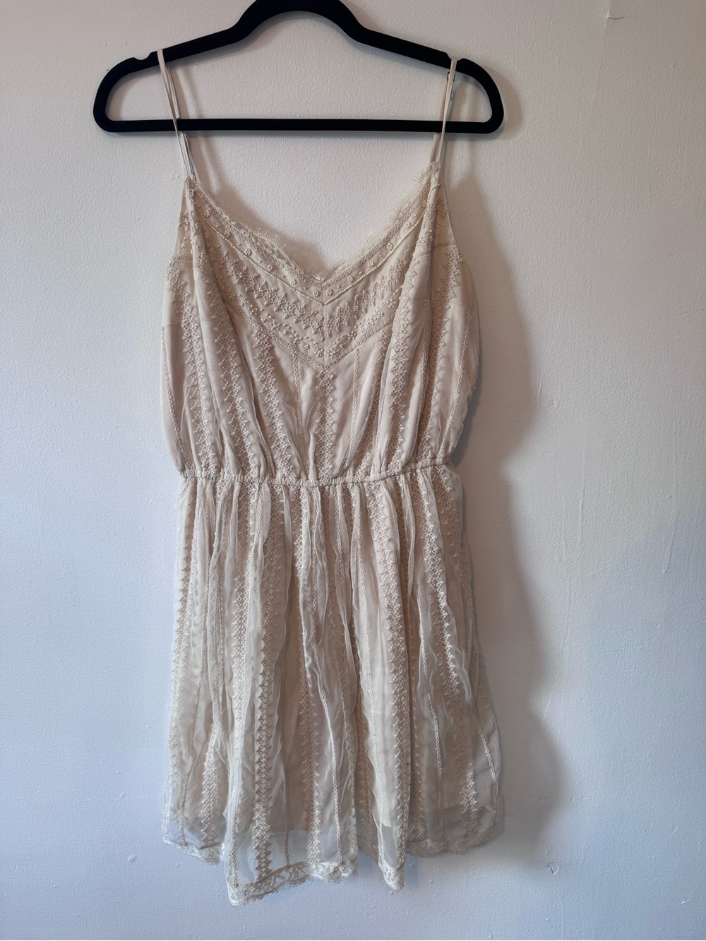 Abercrombie & Fitch Ivory Embroidered Lace Mini Dress – Women’s XL